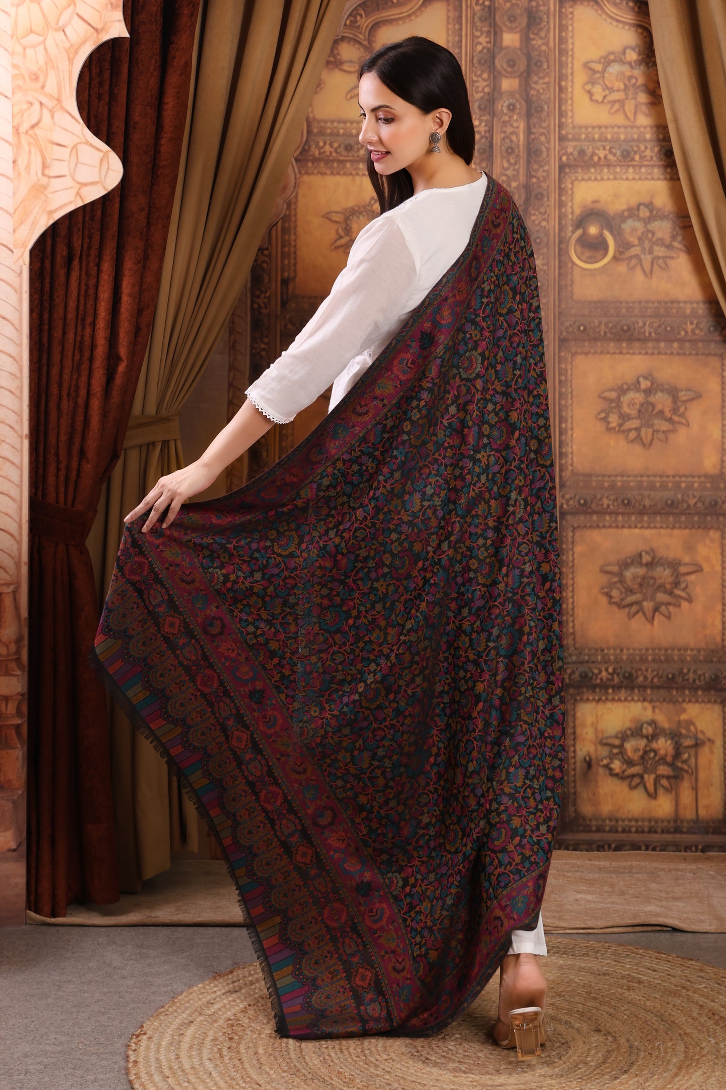 GIRRAJ PASHMINA KAANI JAAL MULTICOLOUR SHAWL