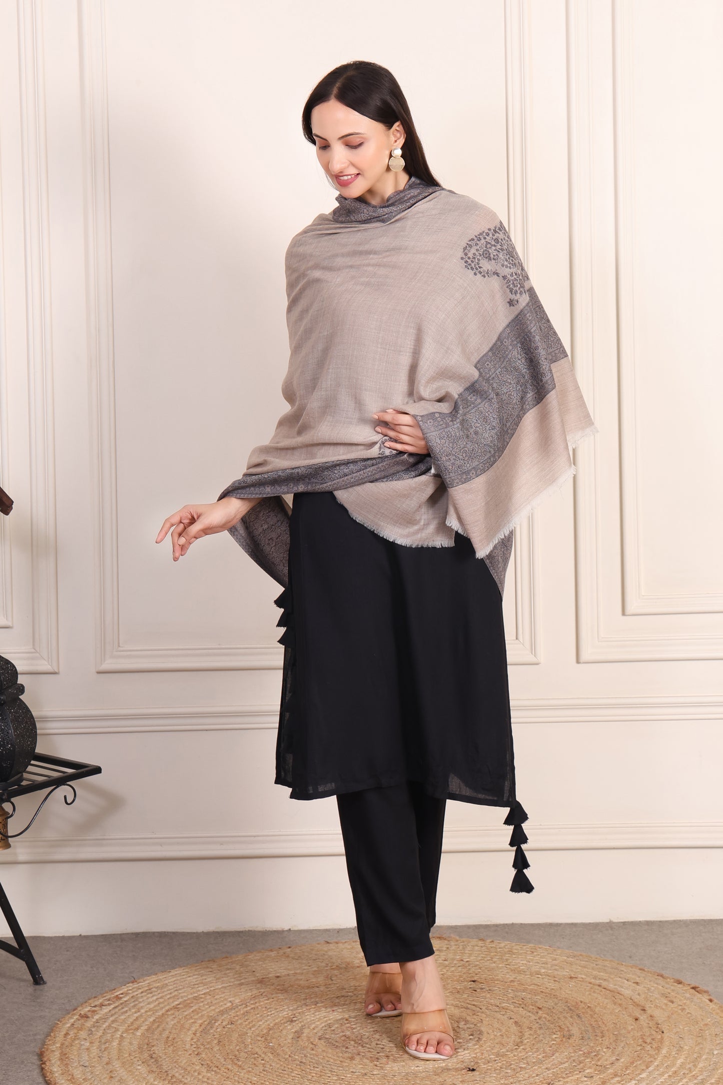 GIRRAJ PASHMINA FW EMBROIDERY BORDER 4SIDE SHAWL