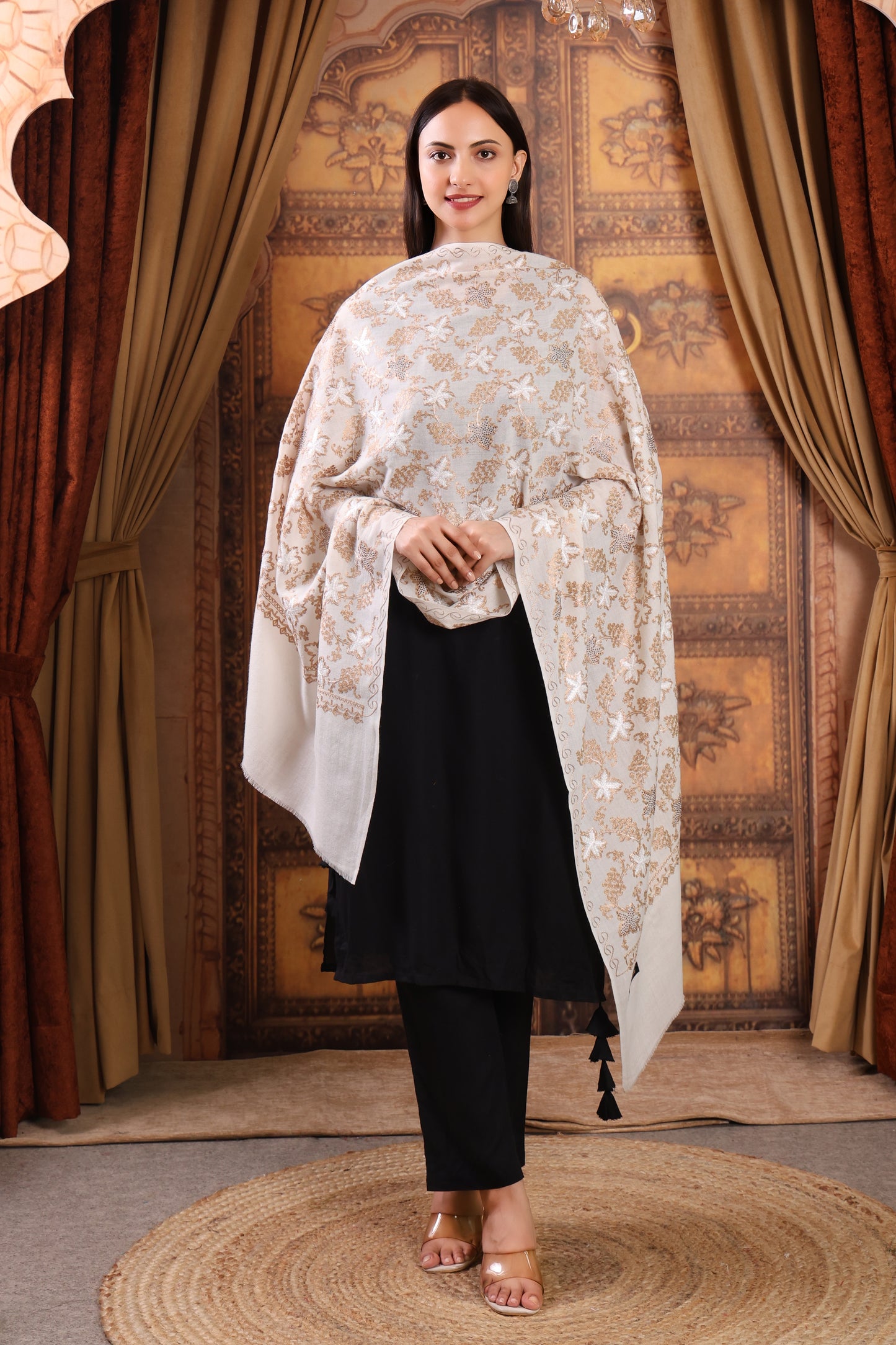 GIRRAJ PASHMINA GRAPES SIROSKI DESIGN STOLE